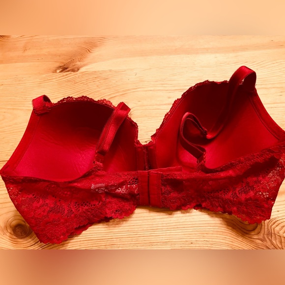 Victoria’s Secret Dream Angels Lined Demi bra, size 36DD. - Picture 2 of 4